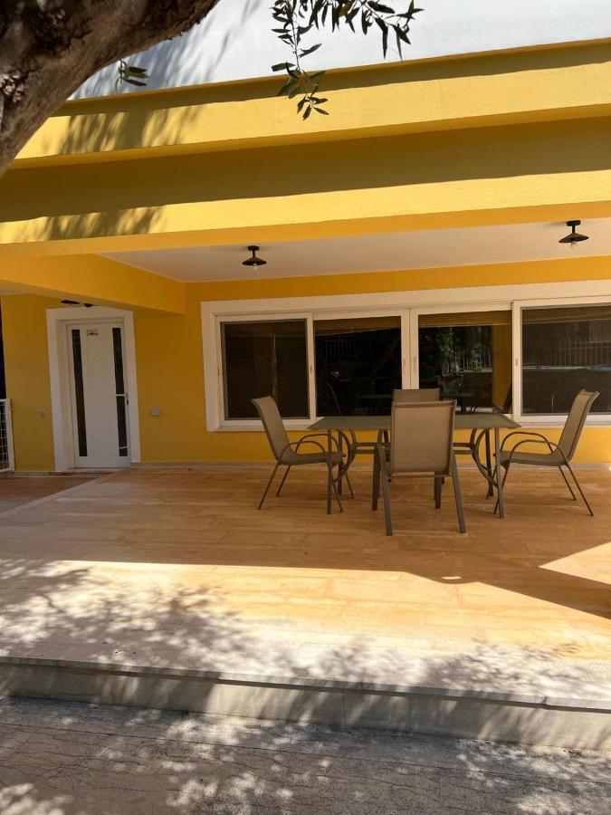 The Twin Pines Home Kounoupidhiana Ngoại thất bức ảnh